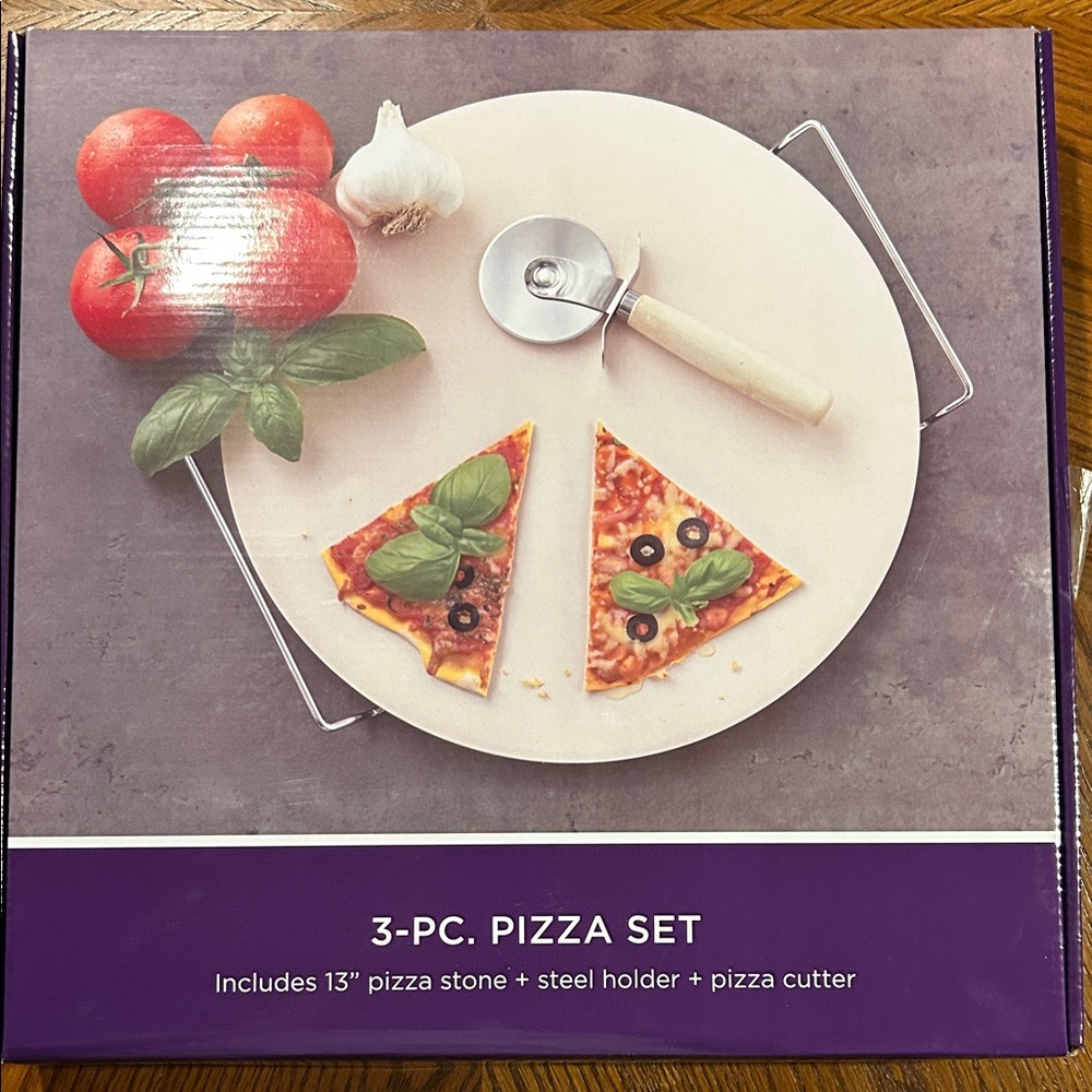 3-Piece Pizza Set with Stone and Cutter